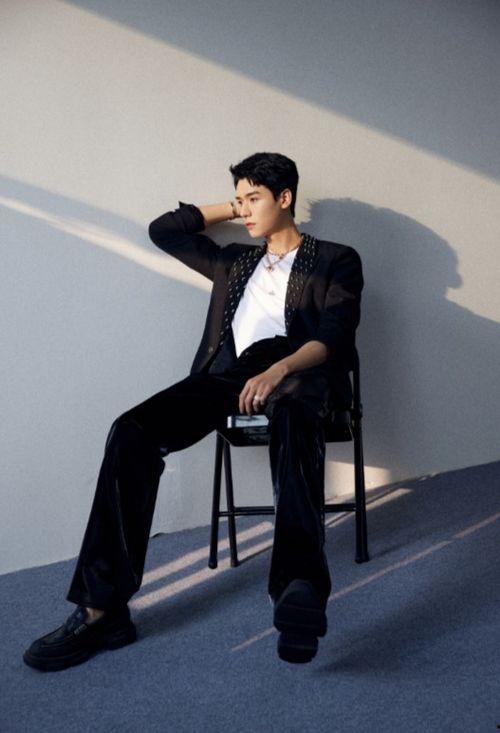 娱乐吃瓜鞠婧祎龚俊,娱乐圈的甜蜜瓜田